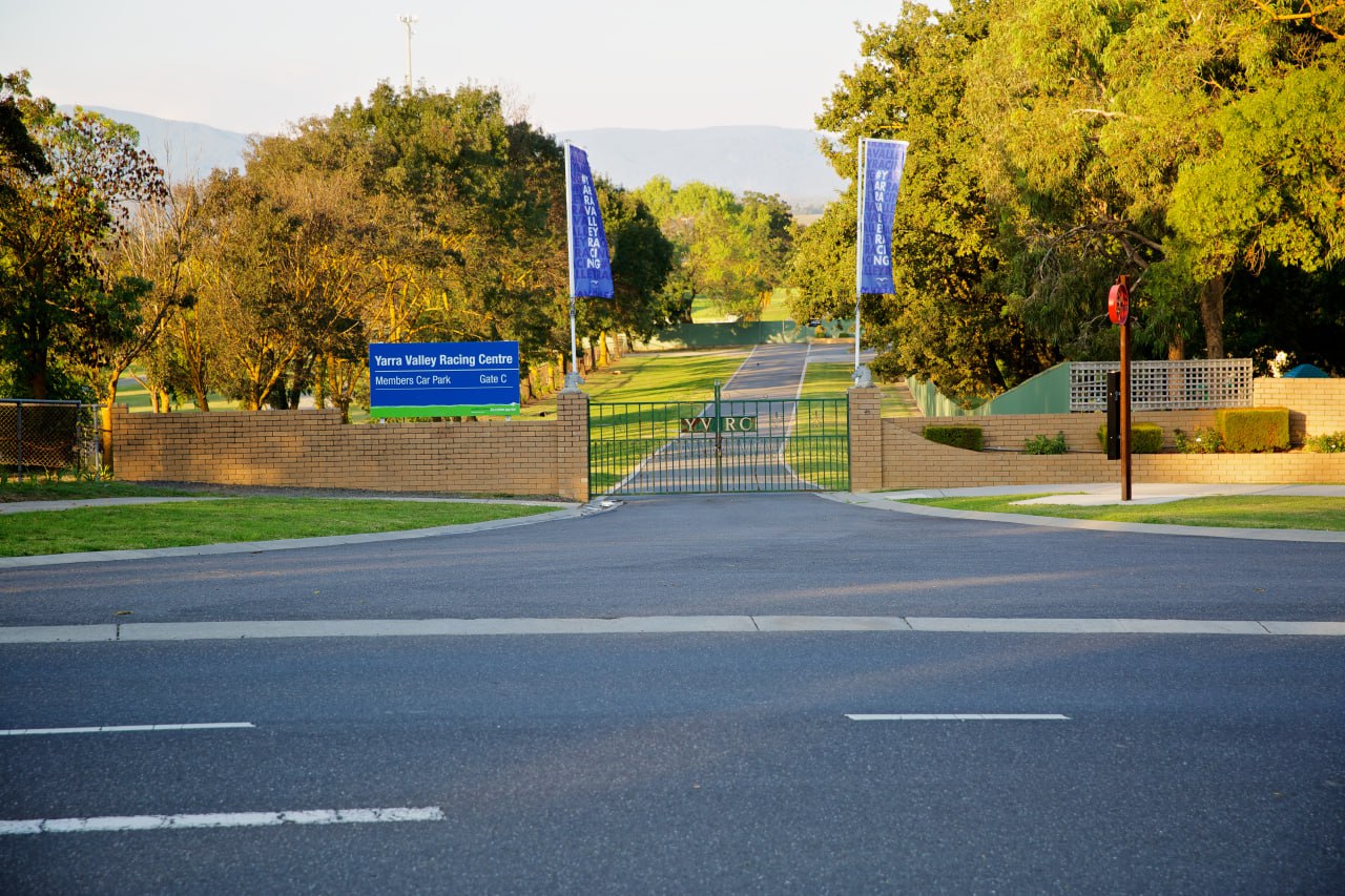 Race Course ApartmentsHome